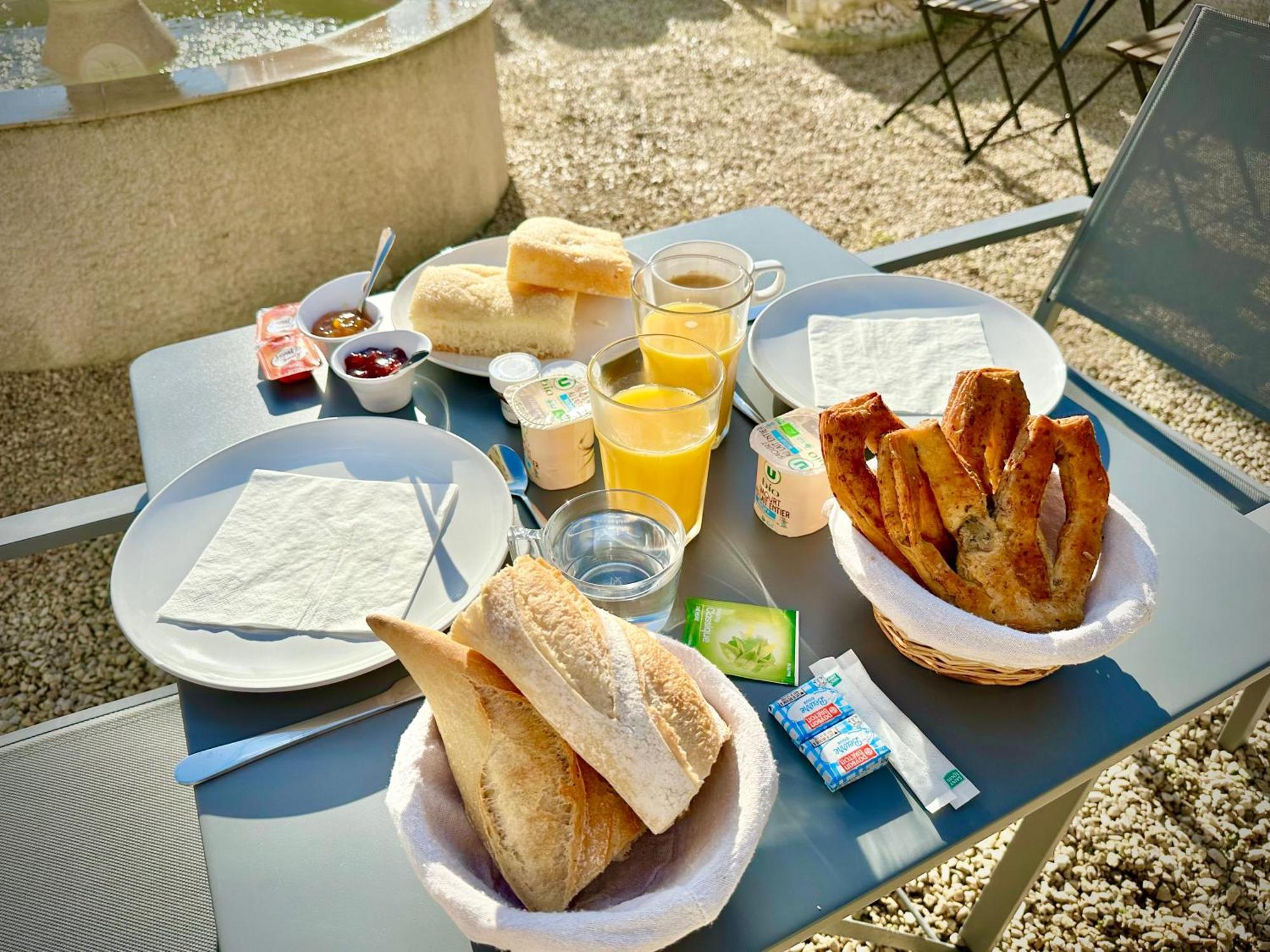 Les Appartements Du Mas - Emeraude Aigues-Mortes Exterior foto