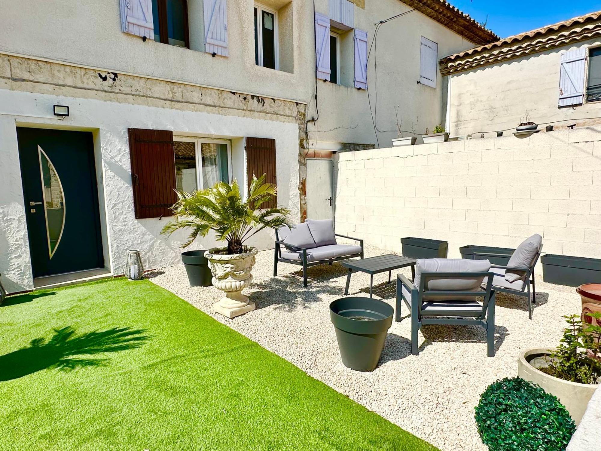 Les Appartements Du Mas - Emeraude Aigues-Mortes Exterior foto